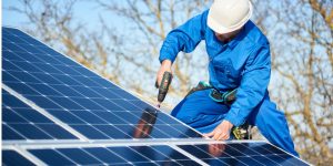 Installation Maintenance Panneaux Solaires Photovoltaïques à Dirinon